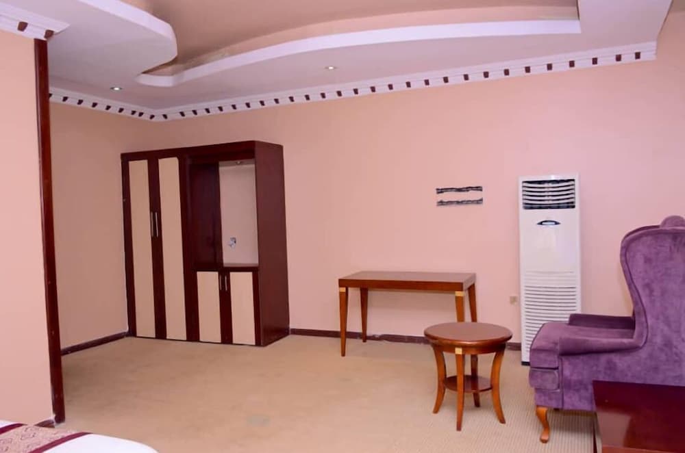 Ropani Hotel Kajjansi 15/31