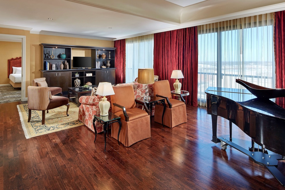 Hyatt Regency Tulsa Downtown 68/86