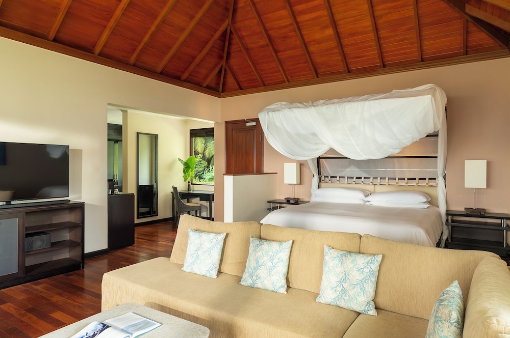 Pool, Beach, Sanctuary, Villa, King Bed