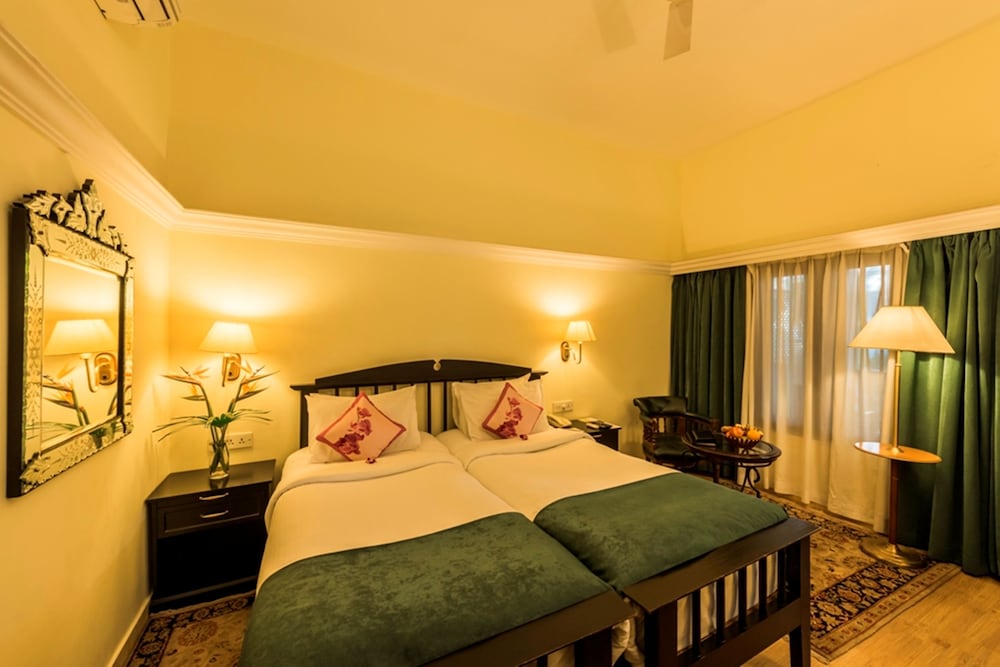 ROOM, COURTYARD VIEW, ROYAL WING