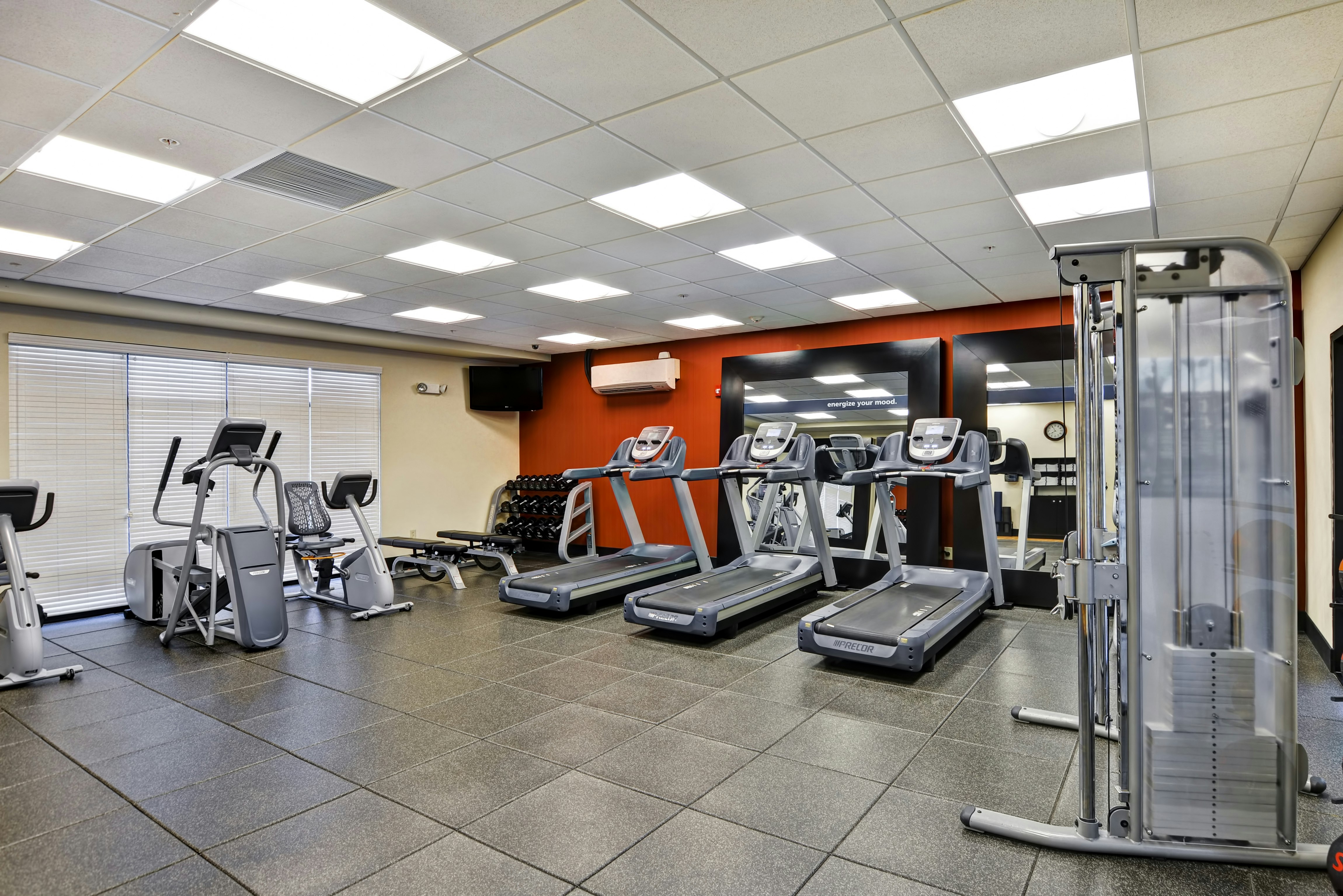 Hampton Inn and Suites New Hartford 37/64