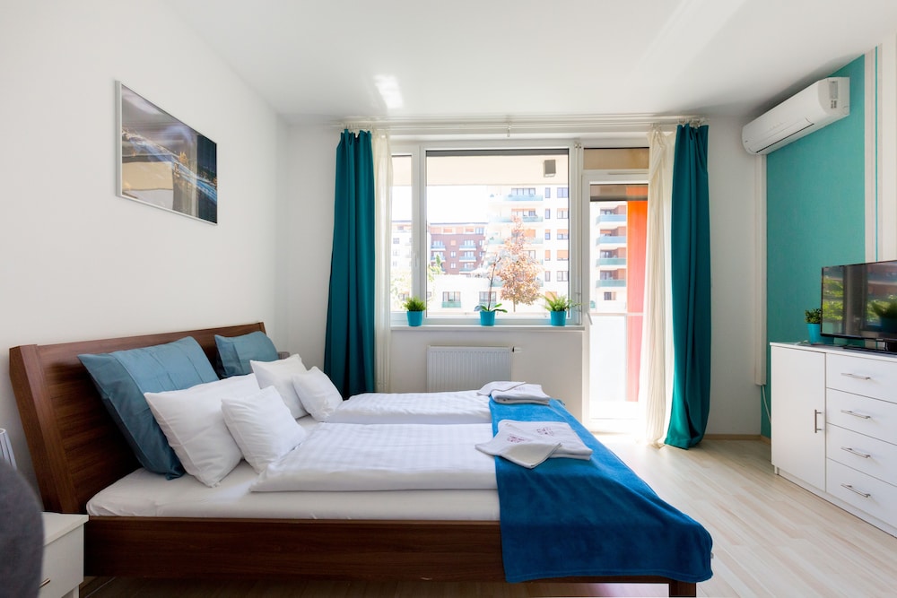 SUN RESORT APARTMENTS 9/33
