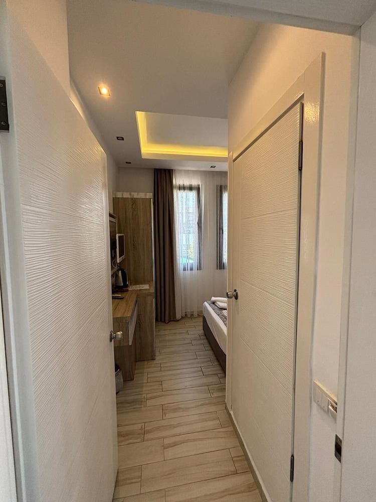 Sardunya Otel 40/50