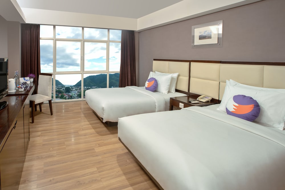FOX Hotel Gorontalo 18/45