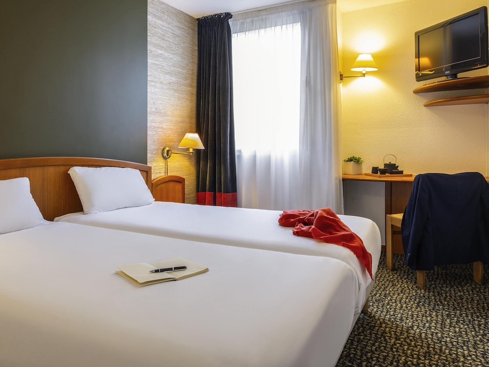 Mercure Forbach 11/49