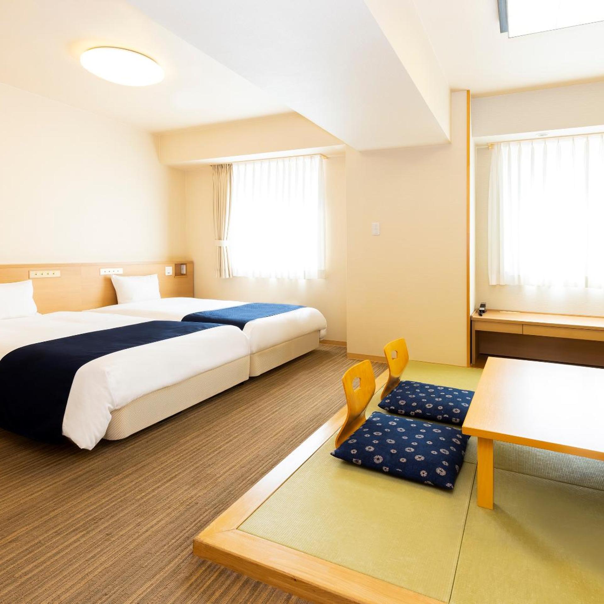 Room, Tatami
