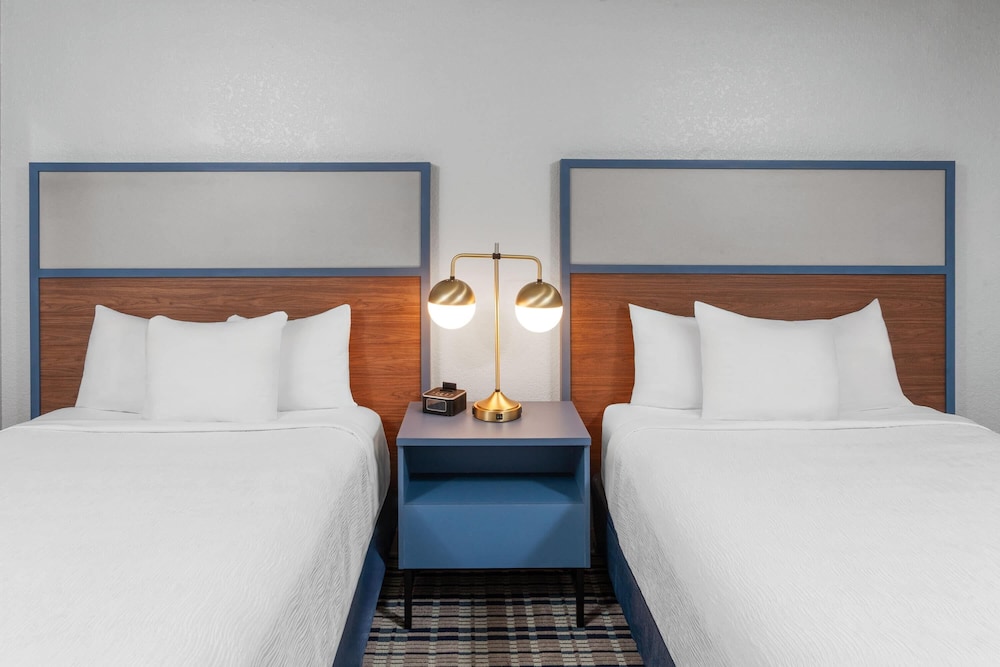Americinn By Wyndham Plymouth 21/56