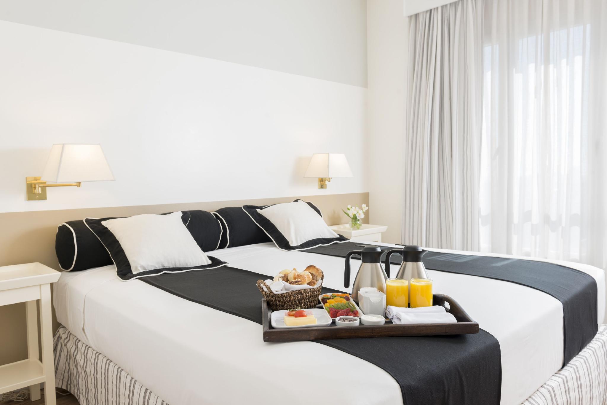 Executive, Suite