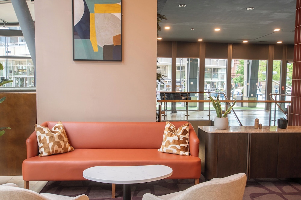 Mercure Sheffield St Paul's Hotel & Spa 50/77