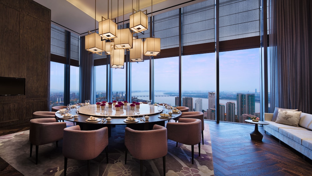 PARK HYATT HANGZHOU 45/65