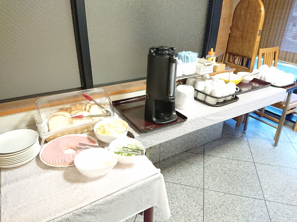 Hotel Crown Hills Imabari 54/68