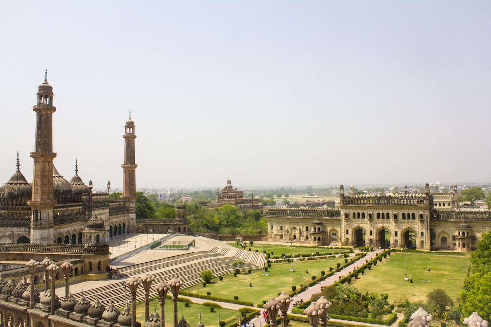 Radisson Lucknow City Center 58/64
