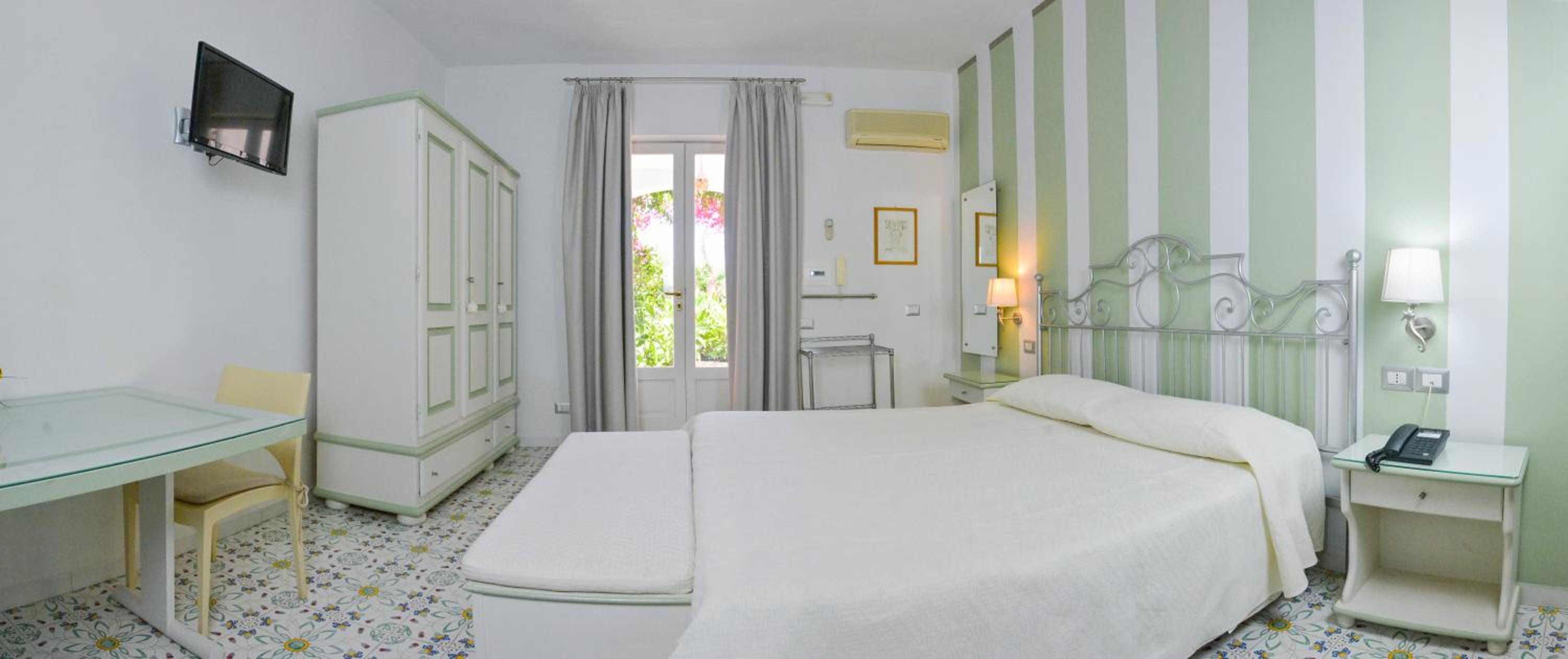 Hotel Residence Mendolita 17/50