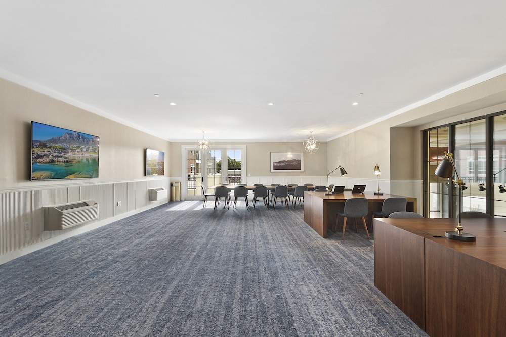 The Vanderbilt Hotel Suites 4/27