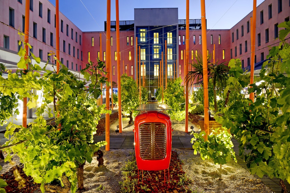 Radisson Blu Hotel Toulouse Airport Formerly Radisson Sas 68/74