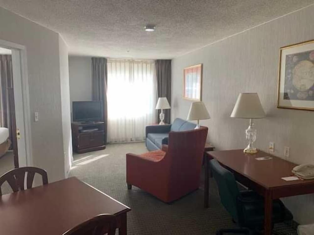 Host Inn All Suites 20/32