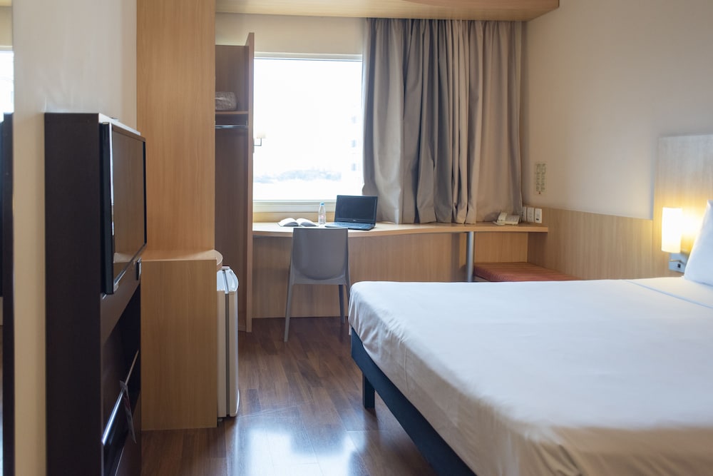 Ibis Sao Paulo Barra Funda 18/74