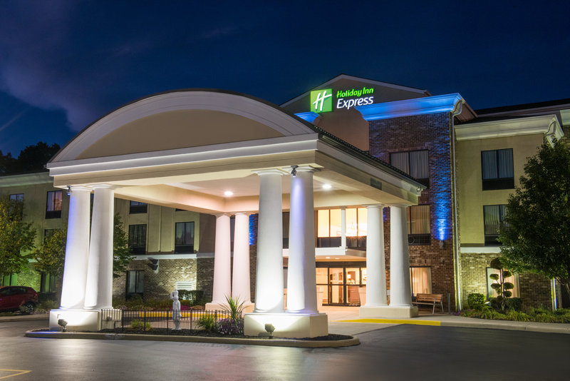 Holiday Inn Express Hotel Suites Sharon Hermitage 2/59