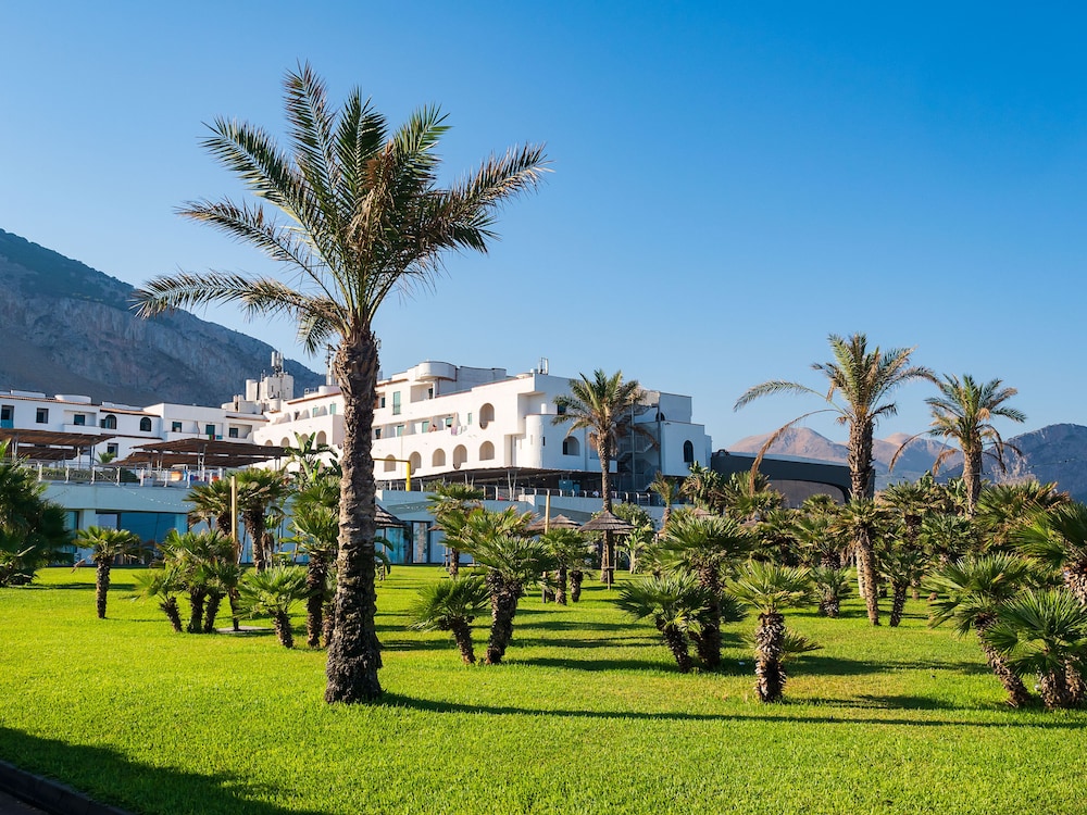 Saracen Sands Hotel And Congress Centre 35/44