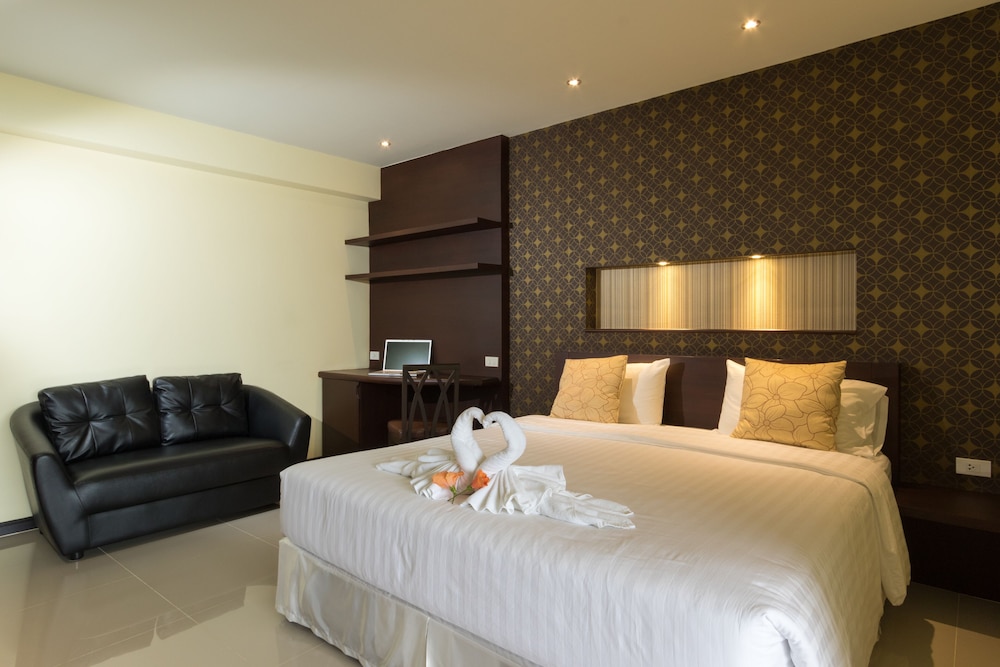 Chateau de Sukhumvit 24/52