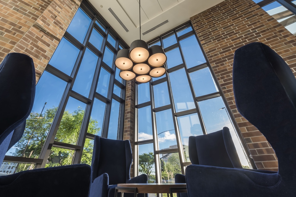 Hyatt Place Boise / Downtown 36/71