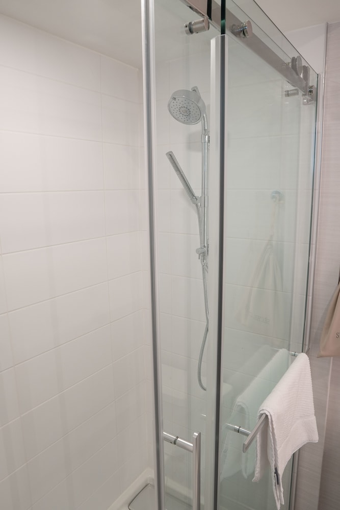 Delta Hotels by Marriott Toronto Markham 42/42