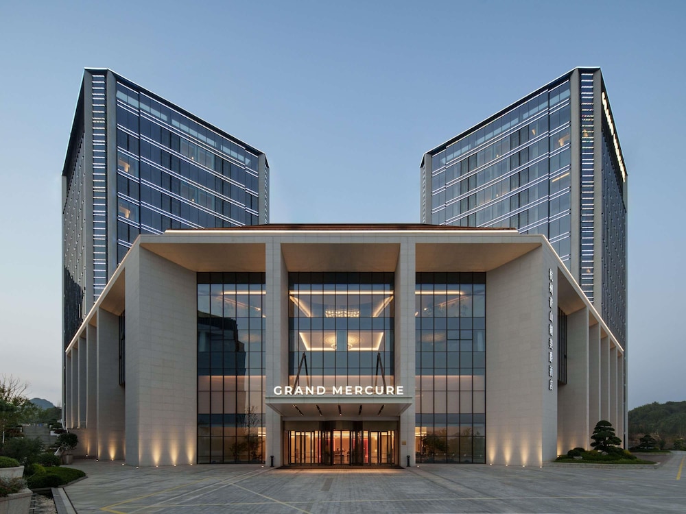 Grand Mercure Hangzhou Qingshan Lake 5/59