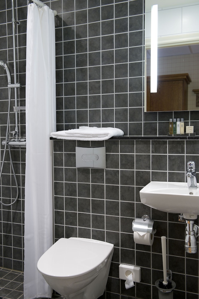 Hotel Bishops Arms Koping 59/60