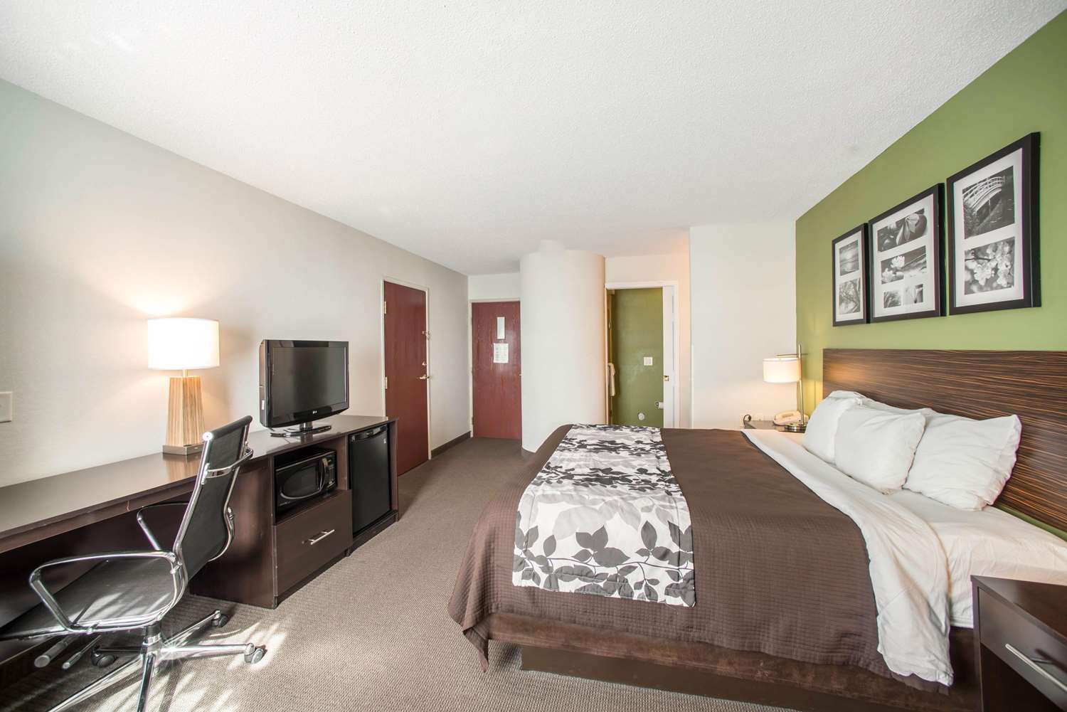 Sleep Inn Decatur I-72 10/30