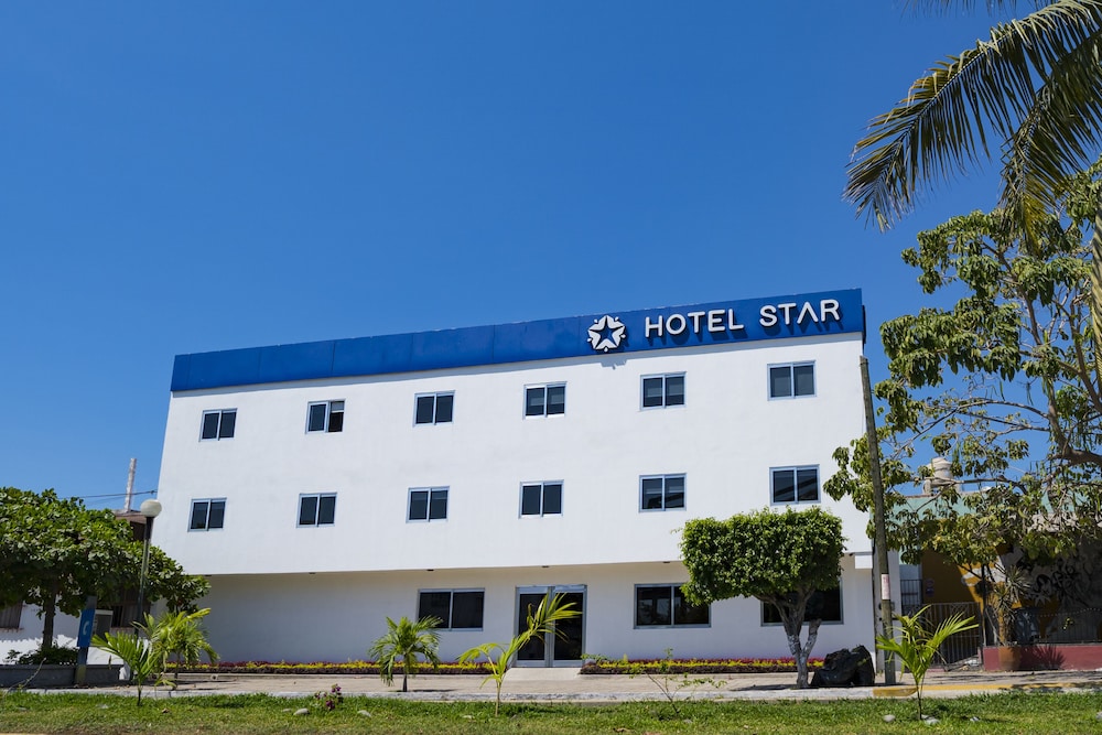 Hotel Star Manzanillo 2/65