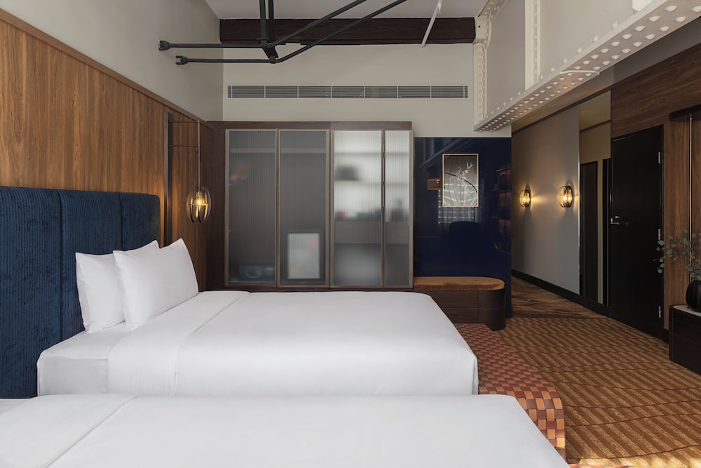 Urban, 2 Double Beds, City View