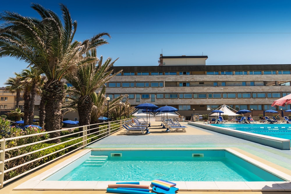 Grand Hotel Continental in PISA