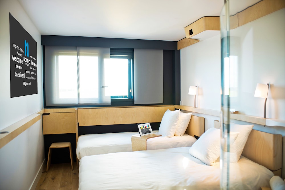 Nomad Hotel Roissy Cdg 28/48