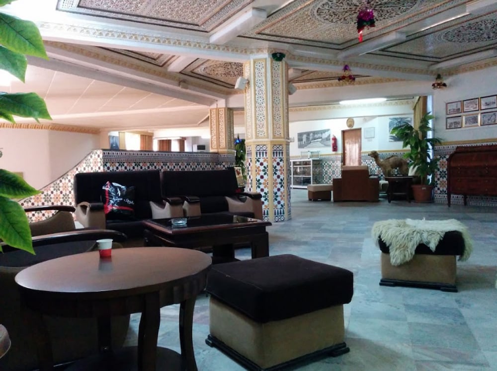 Hotel Louss El Oued 12/23