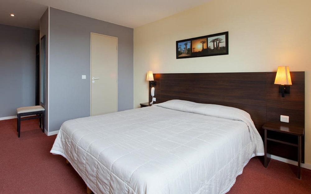 Orly Superior Hotel 20/57