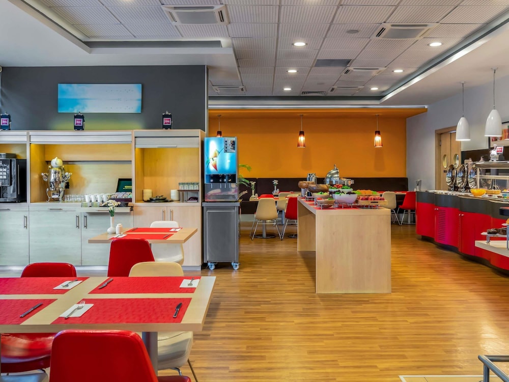 Ibis Izmir Alsancak 30/46