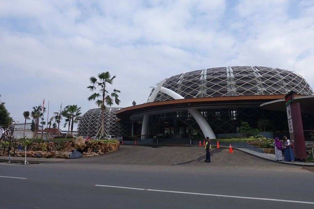 Royal Safari Garden Resort & Convention 62/67