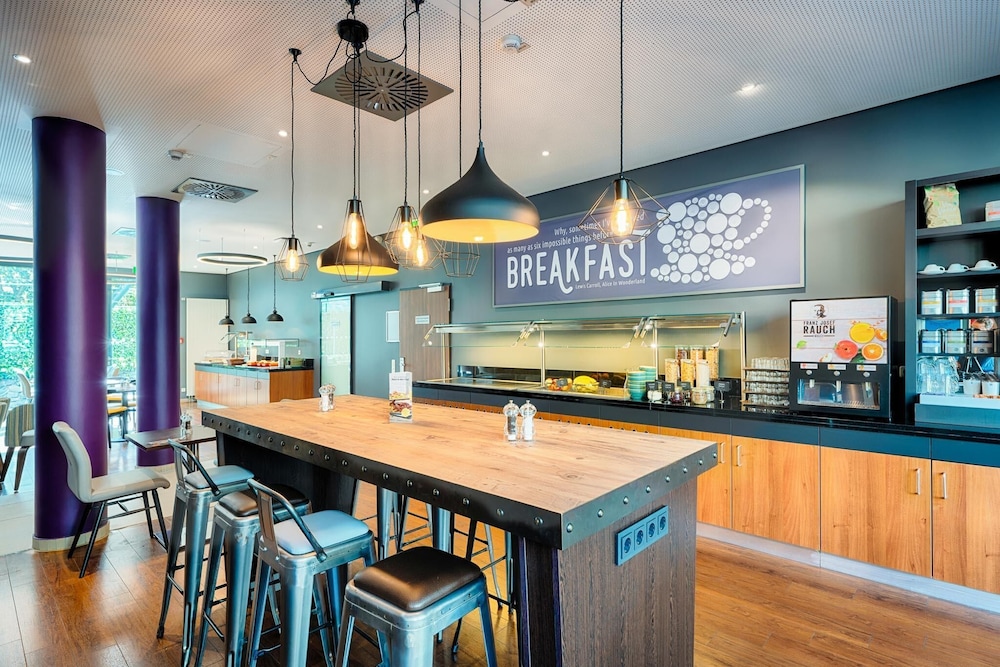 Premier Inn Frankfurt City Europaviertel 43/56