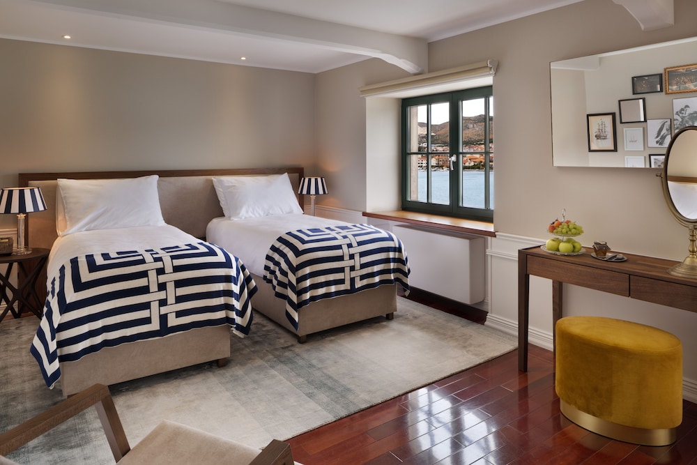 Brown Beach House Design Hotel 29/75