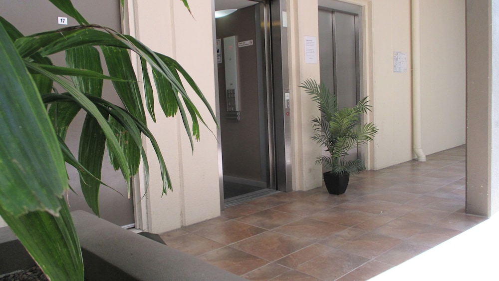 EDGE APARTMENTS CAIRNS 73/75