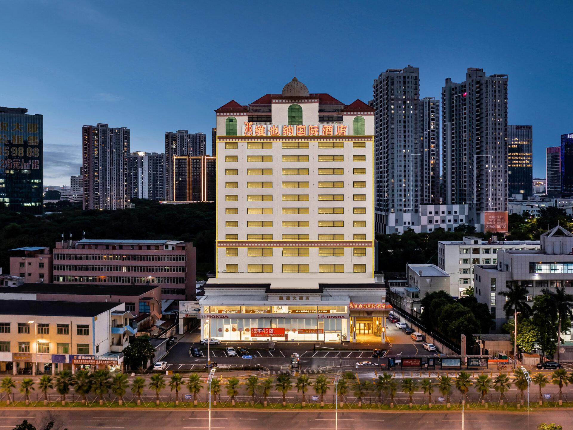 Vienna International Hotel (Shenzhen Pinghu Metro Station) 2/34