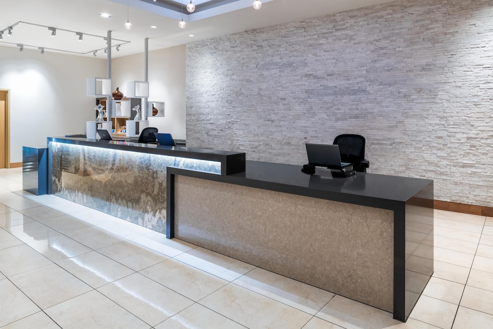 HYATT HOUSE AT ANAHEIM RESORT/CONVENTION CENTER 15/64