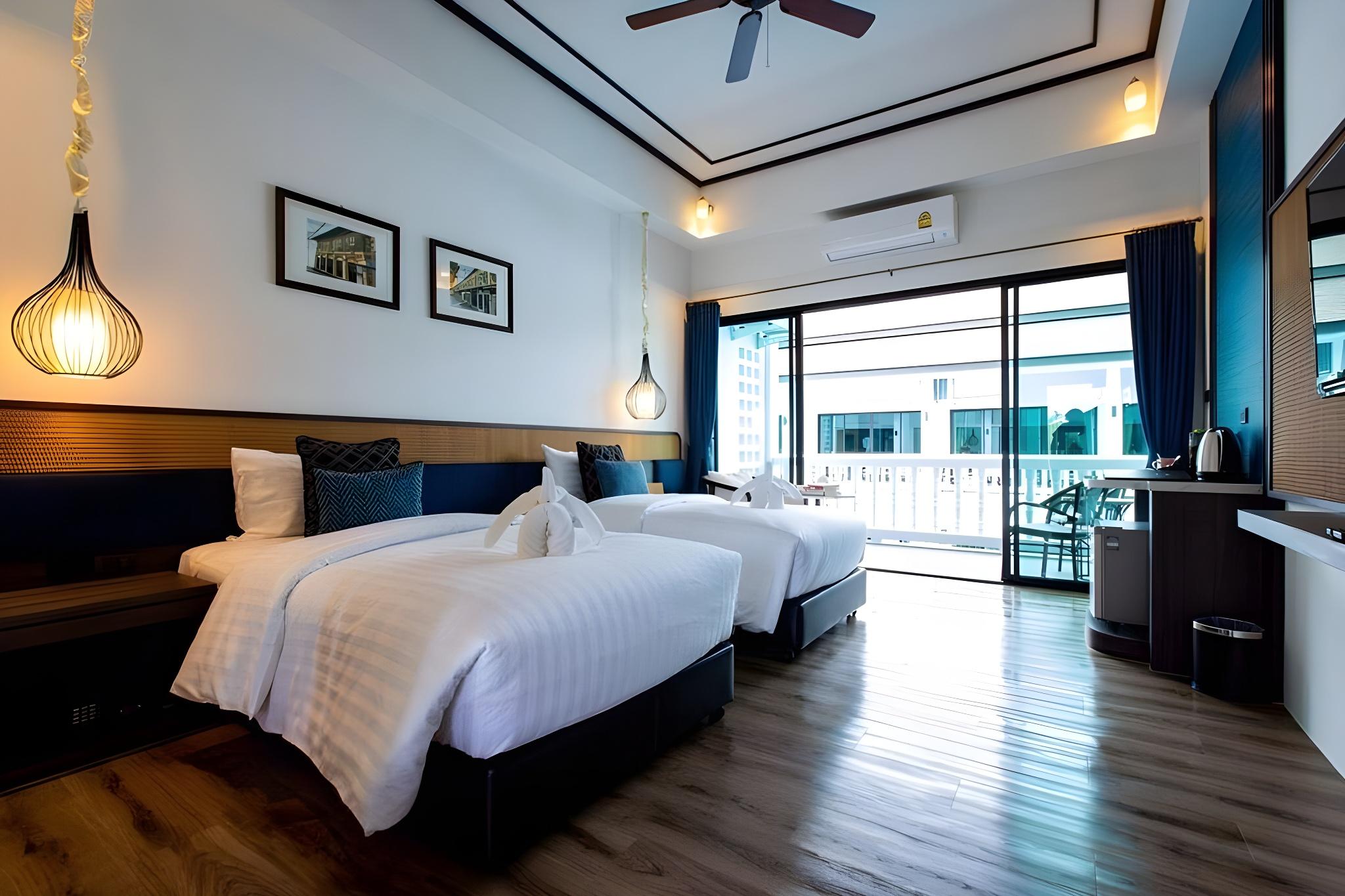 Blue, 2 Double Beds, Pool View، Chaanburi Boutique Resort 2/2