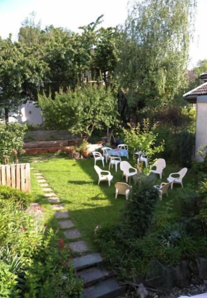 Auberge D Anthy 48/50