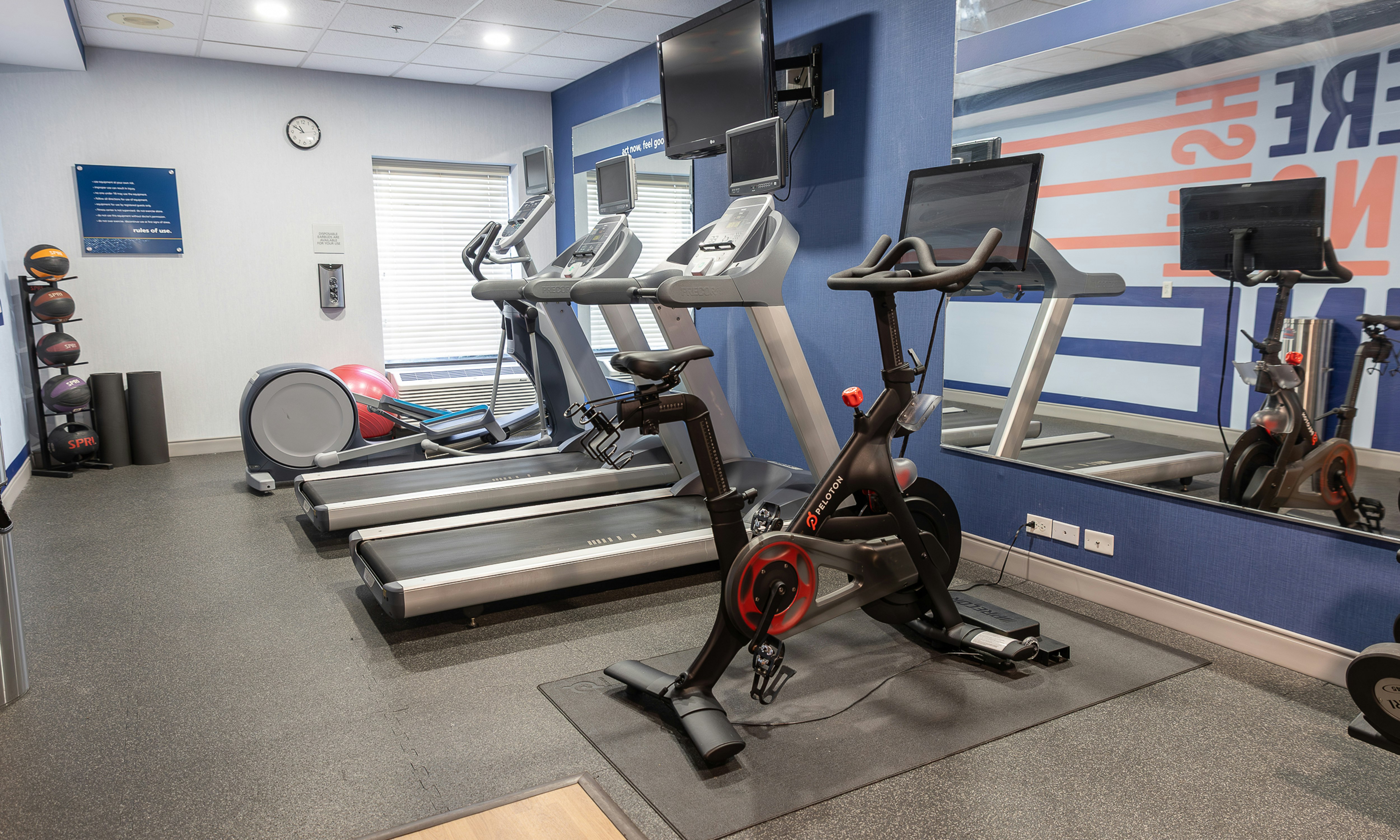 Hampton Inn Williamsport-Downtown 22/40