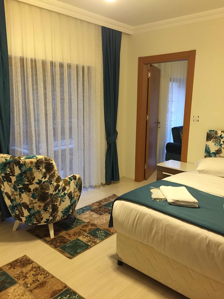 Mego Suite Otel 27/50