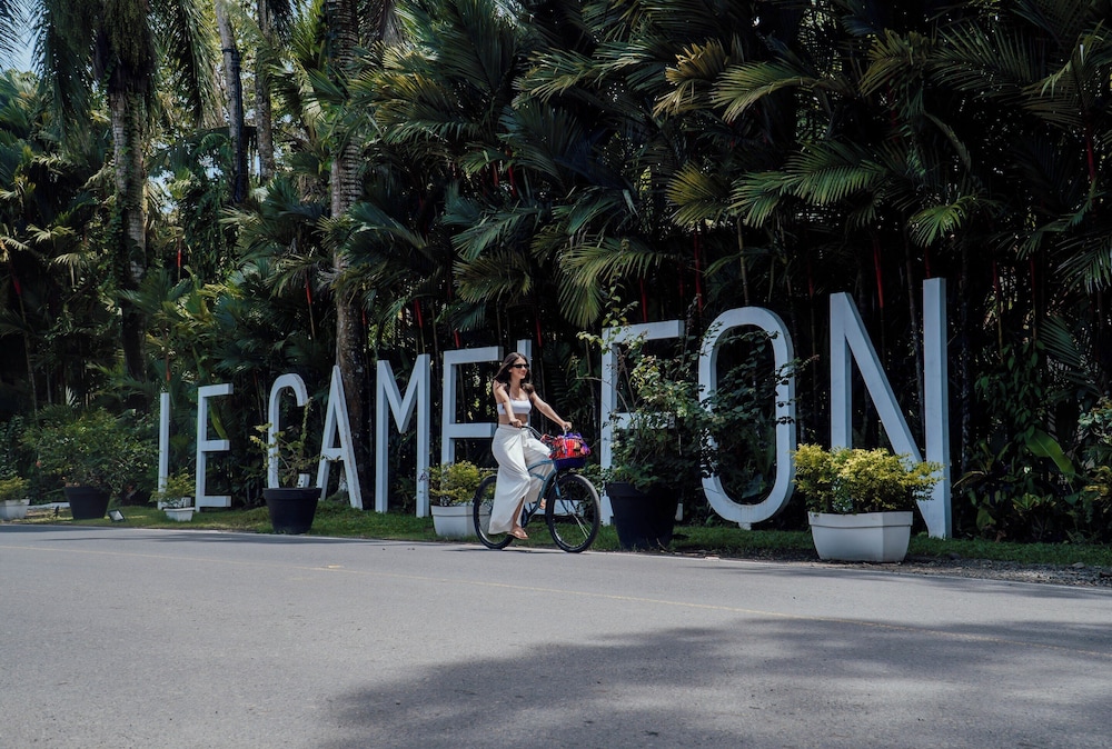Le Cameleon Hotel 55/65