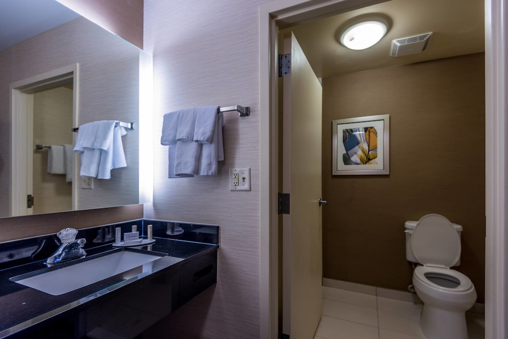 Fairfield Inn By Marriott Savannah I 95 South 9/24