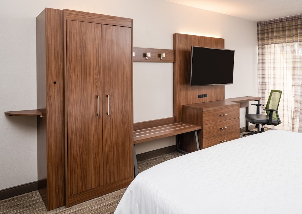 Holiday Inn Express Boca Raton-West 20/60