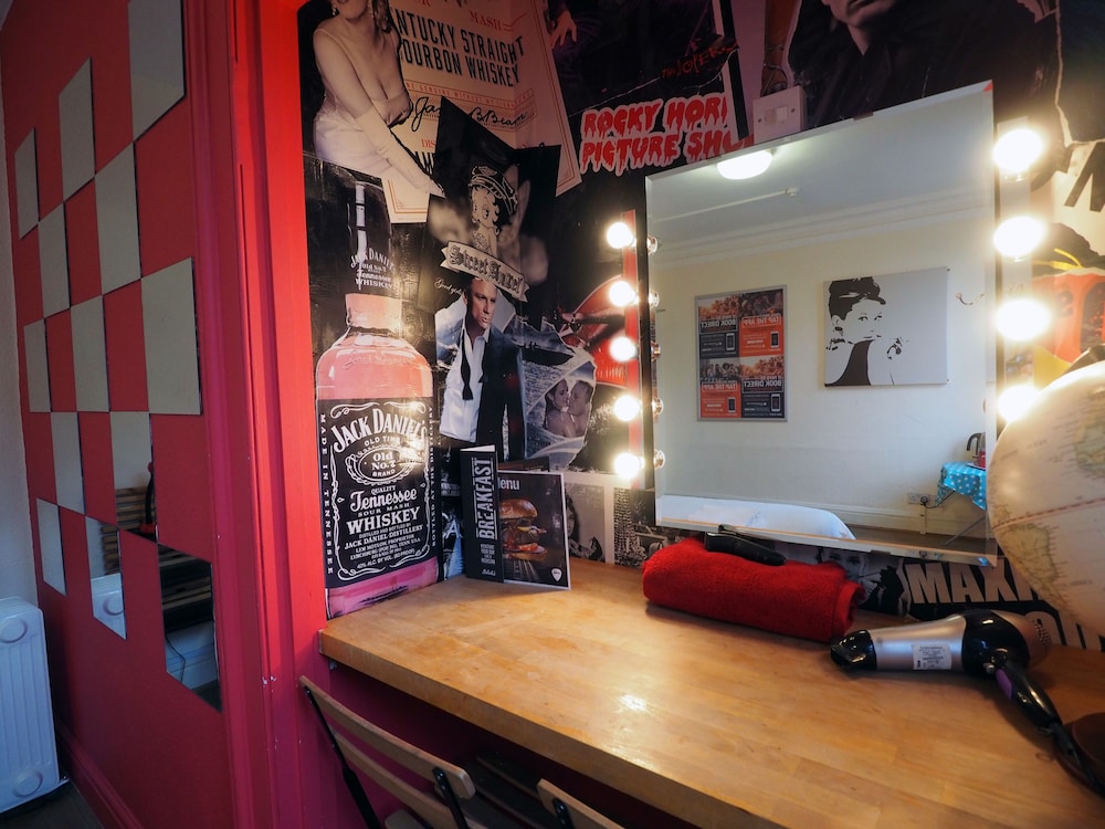 St Christophers Inn Bath 50/69